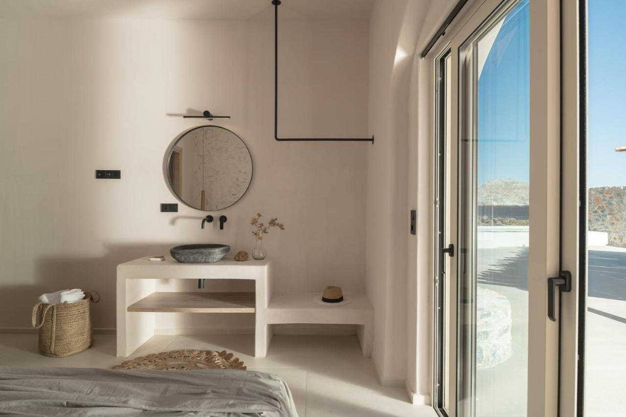 Isla Beach House, A Timeless Retreat, By Thinkvilla Дамнони Екстериор снимка
